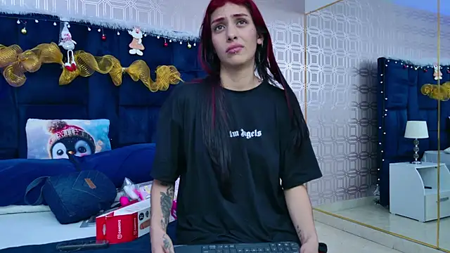 Snapshot of Derieri_D chatting on 12/15/25, 03:22 Derieri D online show from 12/15/25, 03:22