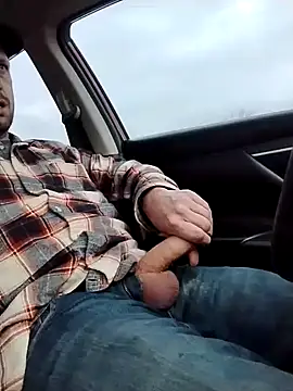 Snapshot of axelongshaft69 chatting on 01/17/25, 10:34 axelongshaft69 online show from 01/17/25, 10:34