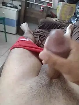 Snapshot of Malubrotudo chatting on 03/04/25, 09:29 Malubrotudo online show from 03/04/25, 09:29