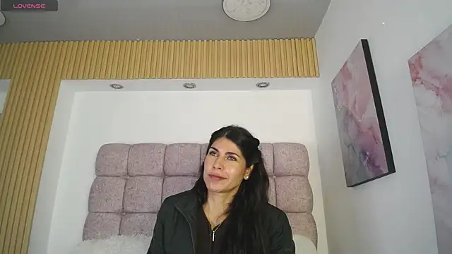 Melodi Roux online show from 06/28/26, 01:39