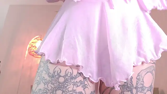 Snapshot of Yuriko_May chatting on 06/10/26, 10:03 Yuriko May online show from 06/10/26, 10:03