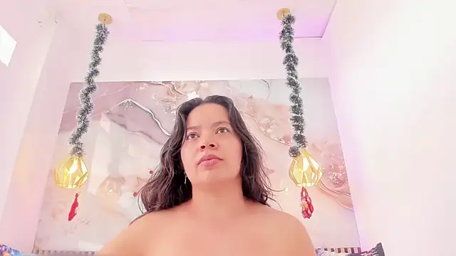 EvelynSweet1 online show from 12/03/25, 07:23