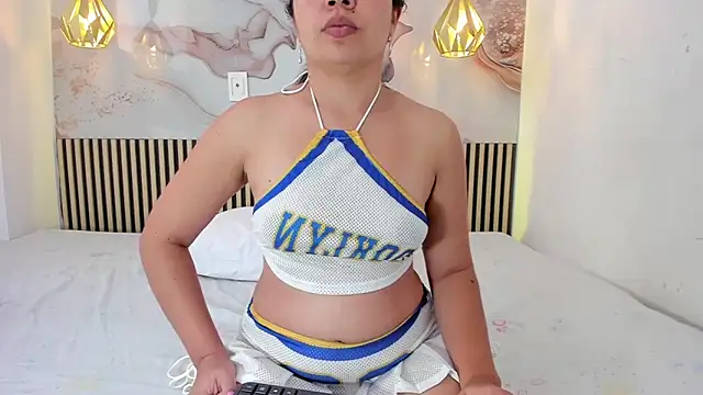 EvelynSweet1 online show from 06/27/26, 08:14
