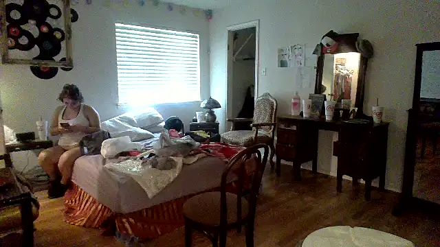 sophiarica online show from 05/10/26, 08:58