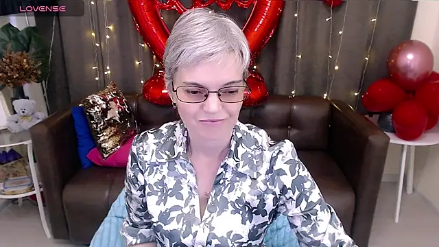 Cutie Erikaa1 online show from 02/12/25, 06:51