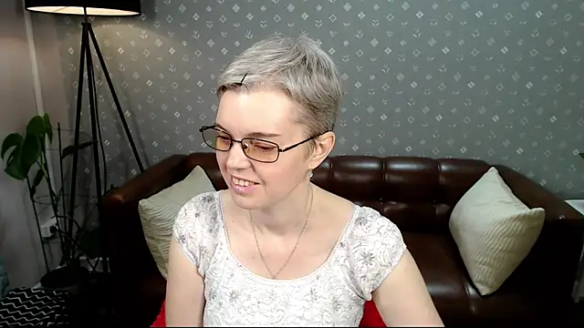 Cutie Erikaa1 online show from 09/19/25, 02:24