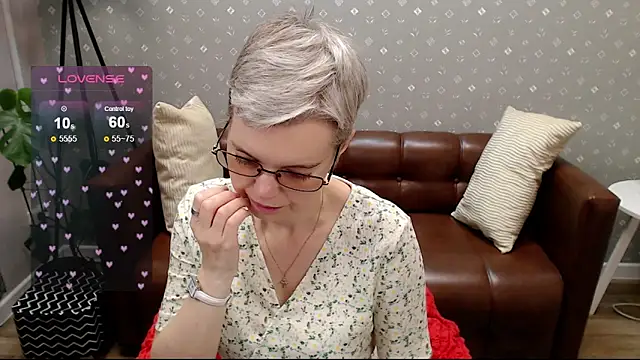 Cutie Erikaa1 online show from 09/26/25, 02:26