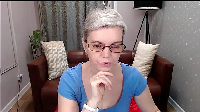 Cutie Erikaa1 online show from 10/22/25, 02:12