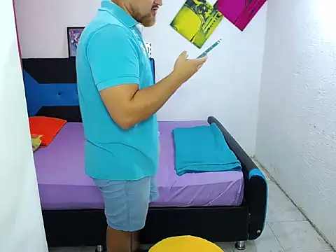 Snapshot of pitbullveryhot chatting on 12/05/24, 12:55 pitbullveryhot online show from 12/05/24, 12:55