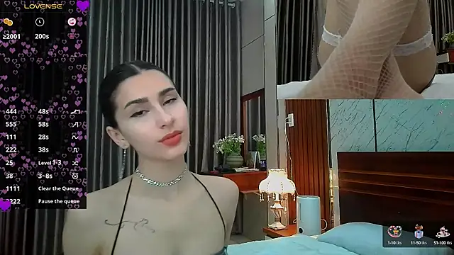 Taiyu Yoshiwara online show from 02/09/25, 04:18