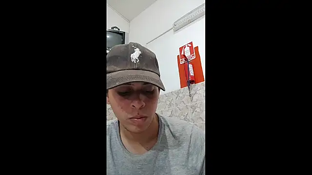 Snapshot of luisfer_306 chatting on 01/14/25, 06:07 luisfer 306 online show from 01/14/25, 06:07