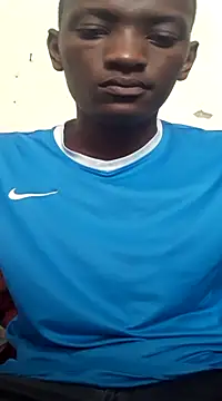 Snapshot of Sweet___Dick chatting on 03/22/25, 10:28 Sweet Dick online show from 03/22/25, 10:28