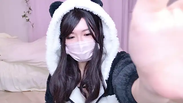 NAMI s2 online show from 02/10/25, 10:09