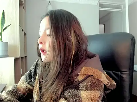 Snapshot of AmandaCallum chatting on 07/15/26, 03:28 AmandaCallum online show from 07/15/26, 03:28