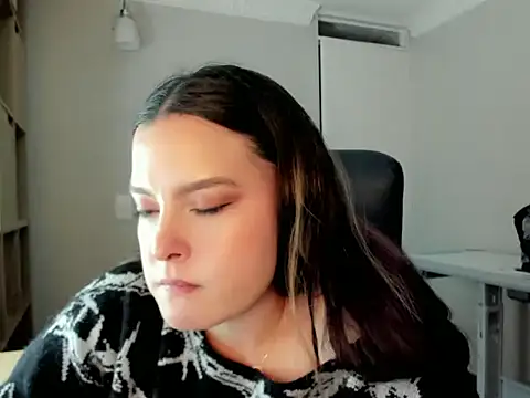 Snapshot of AmandaCallum chatting on 07/27/26, 12:06 AmandaCallum online show from 07/27/26, 12:06