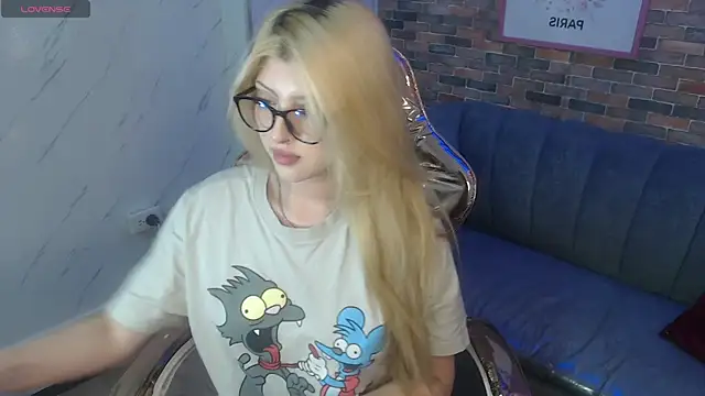 Kitty fox b online show from 03/10/25, 04:03