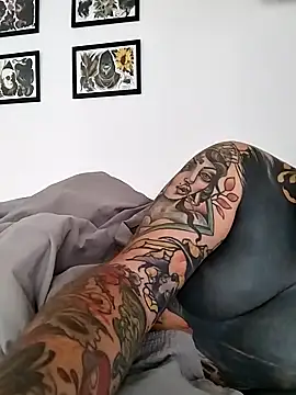 tattooedtwc online show from 10/01/25, 08:31