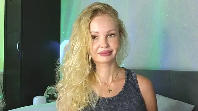 Snapshot of Erotic_Ann chatting on 07/12/26, 04:25 Erotic Ann online show from 07/12/26, 04:25