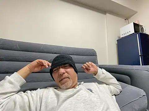 Snapshot of Grandpa29hijii chatting on 03/08/25, 01:25 Grandpa29hijii online show from 03/08/25, 01:25