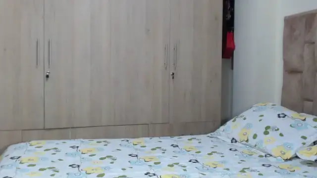 aleejhandraa online show from 01/29/25, 10:53