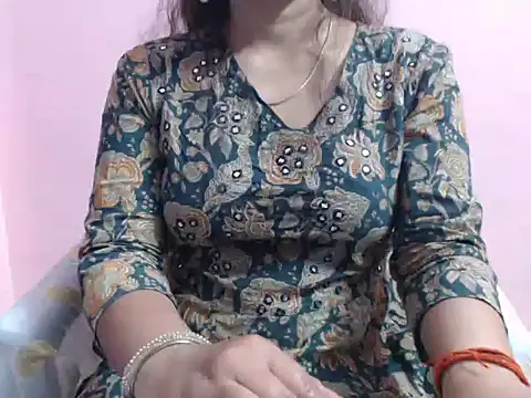 Snapshot of Jannat_ji chatting on 03/14/25, 06:53 Jannat ji online show from 03/14/25, 06:53