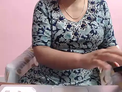 Snapshot of Jannat_ji chatting on 03/22/25, 05:31 Jannat ji online show from 03/22/25, 05:31