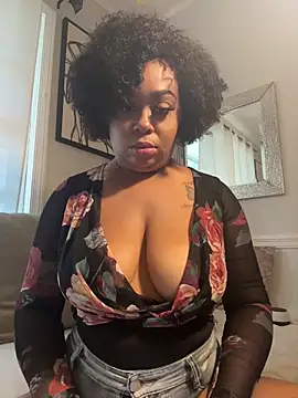 camiliaskye online show from 09/18/25, 03:14