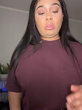 camiliaskye online show from 02/05/26, 06:07