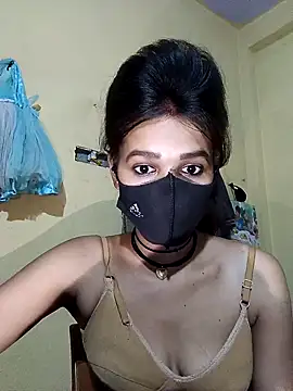 Snapshot of Hoty_girl_143 chatting on 02/18/25, 02:49 Hoty girl 143 online show from 02/18/25, 02:49