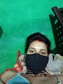 Hoty girl 143 online show from 11/21/25, 12:54