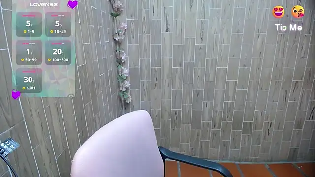 Snapshot of solyeria chatting on 03/06/26, 12:45 solyeria online show from 03/06/26, 12:45