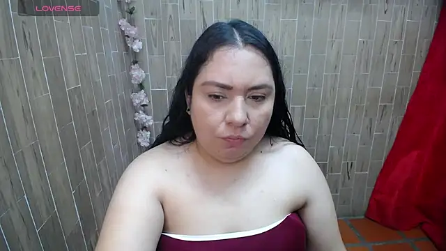 Snapshot of solyeria chatting on 04/22/26, 12:46 solyeria online show from 04/22/26, 12:46
