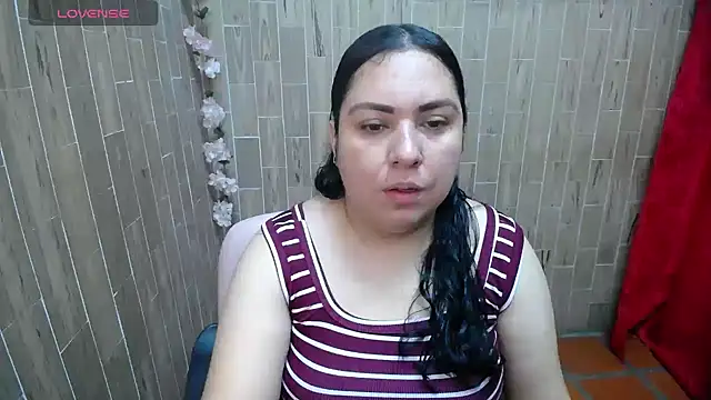 Snapshot of solyeria chatting on 05/01/26, 03:38 solyeria online show from 05/01/26, 03:38
