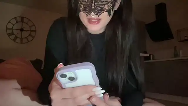 Snapshot of DominaCat75 chatting on 12/03/24, 02:47 DominaCat75 online show from 12/03/24, 02:47