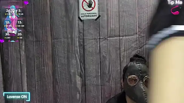 Snapshot of incubo-succubus chatting on 11/07/25, 04:45 incubo-succubus online show from 11/07/25, 04:45