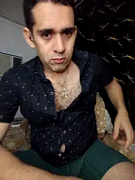 Snapshot of CRISTHIAN_GREY01 chatting on 01/15/26, 03:00 CRISTHIAN GREY01 online show from 01/15/26, 03:00