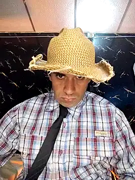 Snapshot of CRISTHIAN_GREY01 chatting on 01/31/26, 07:11 CRISTHIAN GREY01 online show from 01/31/26, 07:11