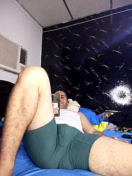 Snapshot of CRISTHIAN_GREY01 chatting on 03/10/26, 03:00 CRISTHIAN GREY01 online show from 03/10/26, 03:00