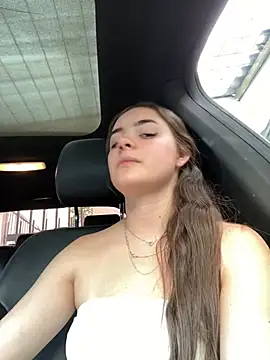 imlindapink online show from 02/04/25, 09:10