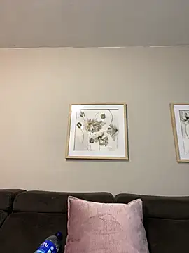 imlindapink online show from 03/10/25, 04:46