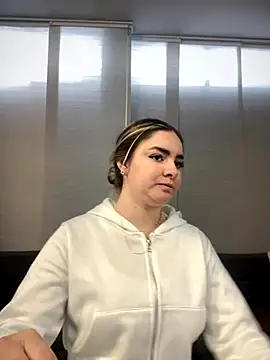 imlindapink online show from 09/11/25, 04:51