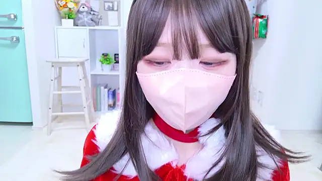 Snapshot of 328_mitsuha chatting on 12/19/25, 01:18 328 mitsuha online show from 12/19/25, 01:18