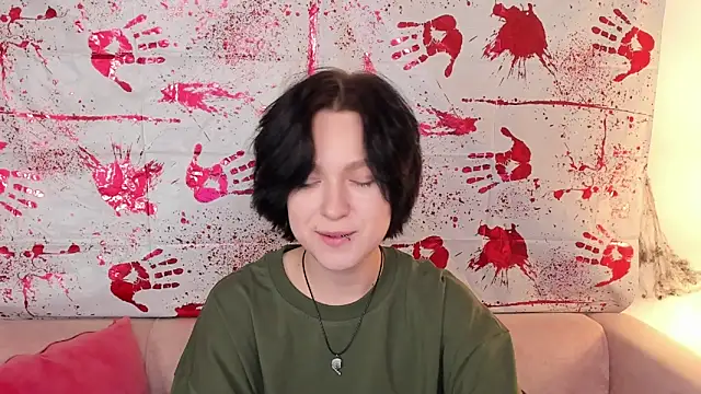 fiamoory online show from 10/31/25, 08:48