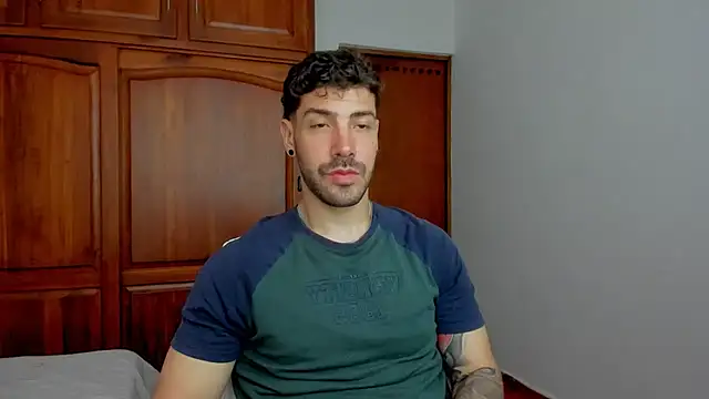 Guyinthemountain online show from 05/11/26, 01:17
