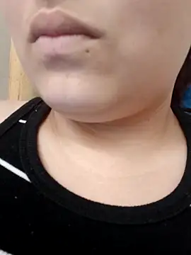 Snapshot of JulietaKane chatting on 09/25/25, 03:16 JulietaKane online show from 09/25/25, 03:16