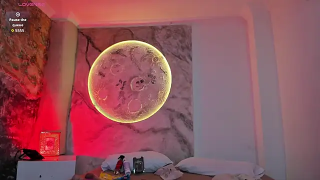 Snapshot of JulietaKane chatting on 02/15/26, 05:04 JulietaKane online show from 02/15/26, 05:04