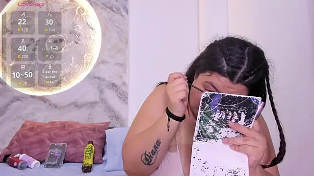 Snapshot of JulietaKane chatting on 02/18/26, 05:36 JulietaKane online show from 02/18/26, 05:36