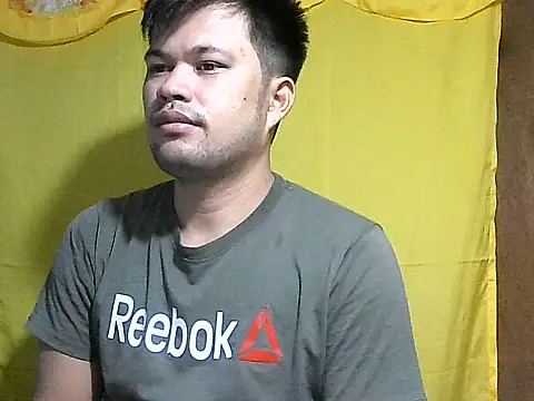 Snapshot of HairyHottestpinoyHandsome chatting on 06/10/26, 10:08 HairyHottestpinoyHandsome online show from 06/10/26, 10:08