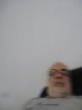 Snapshot of Satiro_Sevilla chatting on 01/10/26, 01:18 Satiro Sevilla online show from 01/10/26, 01:18