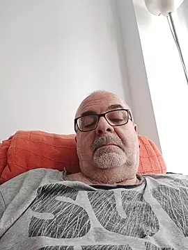 Snapshot of Satiro_Sevilla chatting on 03/03/26, 03:07 Satiro Sevilla online show from 03/03/26, 03:07